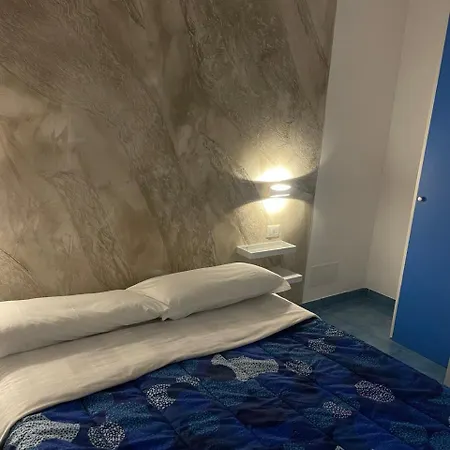 Appartement A Commedia Napulitana Naples